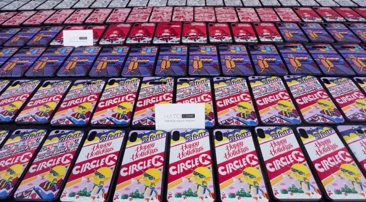 đặt ốp lưng theo yêu cầu